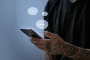 Leia mais sobre o artigo Qual é o papel de um software CRM na automação de marketing via WhatsApp?