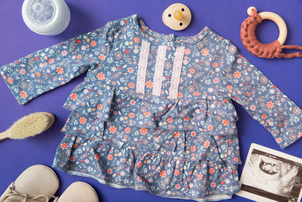 5 peças de roupa que não podem faltar no guarda-roupa do bebê 1 guarda-roupa do bebê