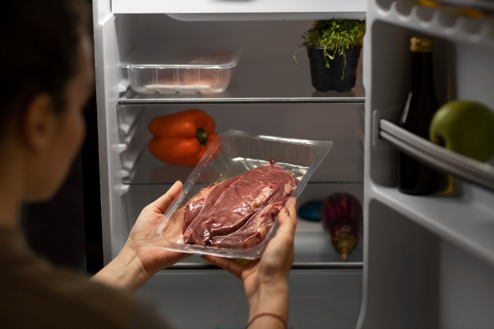 Quando trocar a geladeira? 7 sinais que não pode ignorar 3 carne geladeira