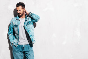 Como pintar as roupas jeans desbotadas? 3 Leia mais sobre o artigo Como pintar as roupas jeans desbotadas?