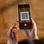 Para que serve o QR Code no convite de casamento?